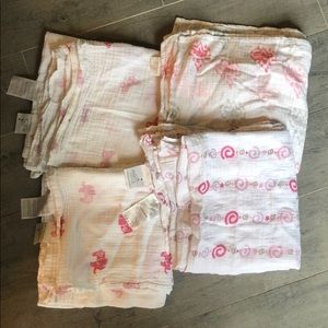 Set of 4 Muslin swaddles